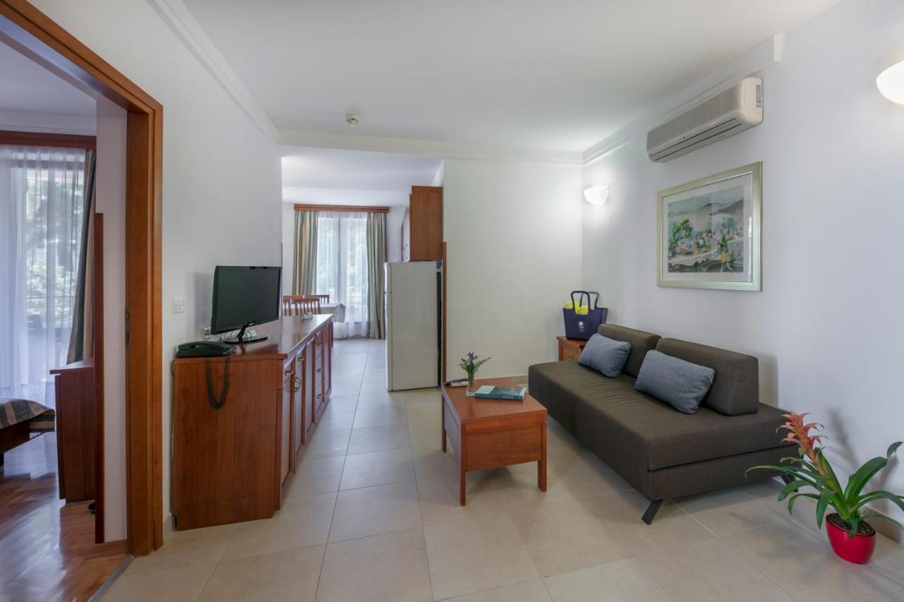 Apartments Punta Veli Losinj Room photo